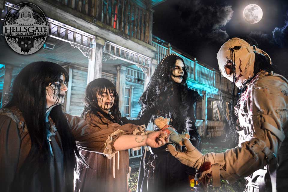 HellsGate Haunted House in Lockport, IL - HellsGate.com